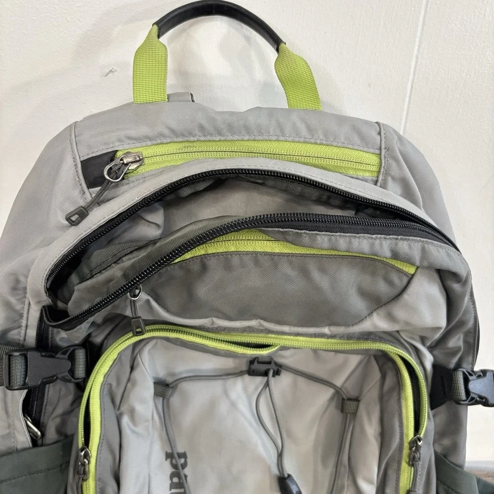 Patagonia Men's Grey Green Backpack 47925SP11
